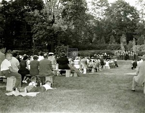 Image description is not available for 1957.039